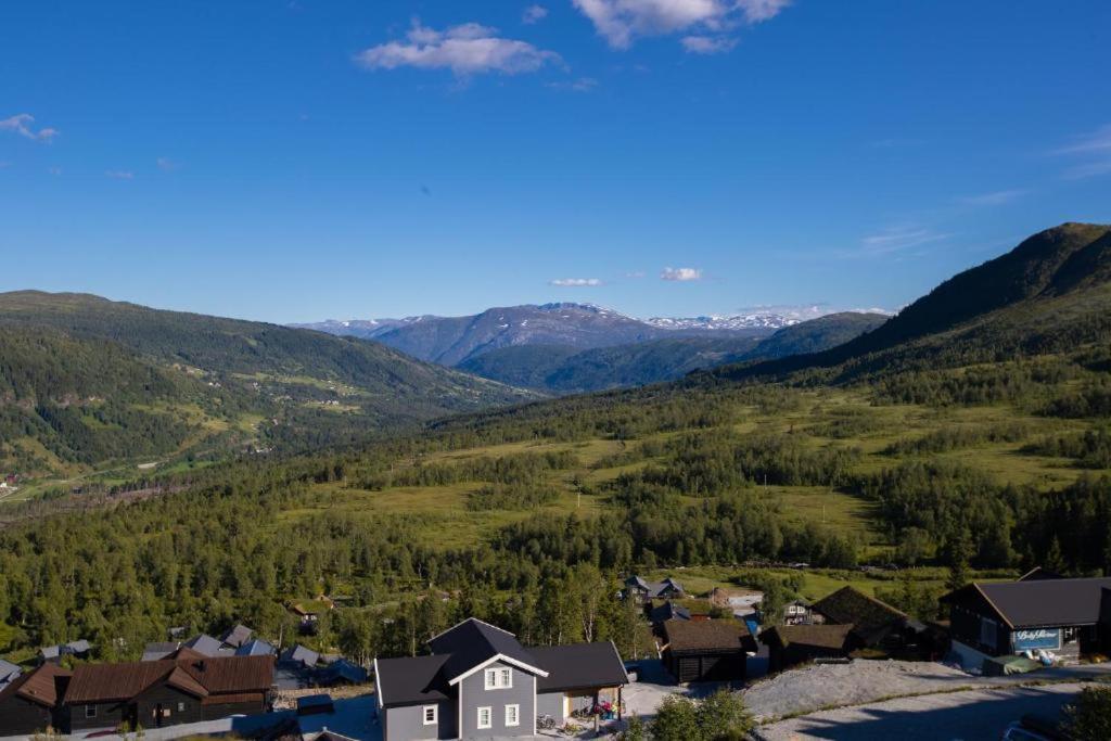 Ferienwohnung Panorama 15 - Beautiful Mountain View Sogndal Exterior foto